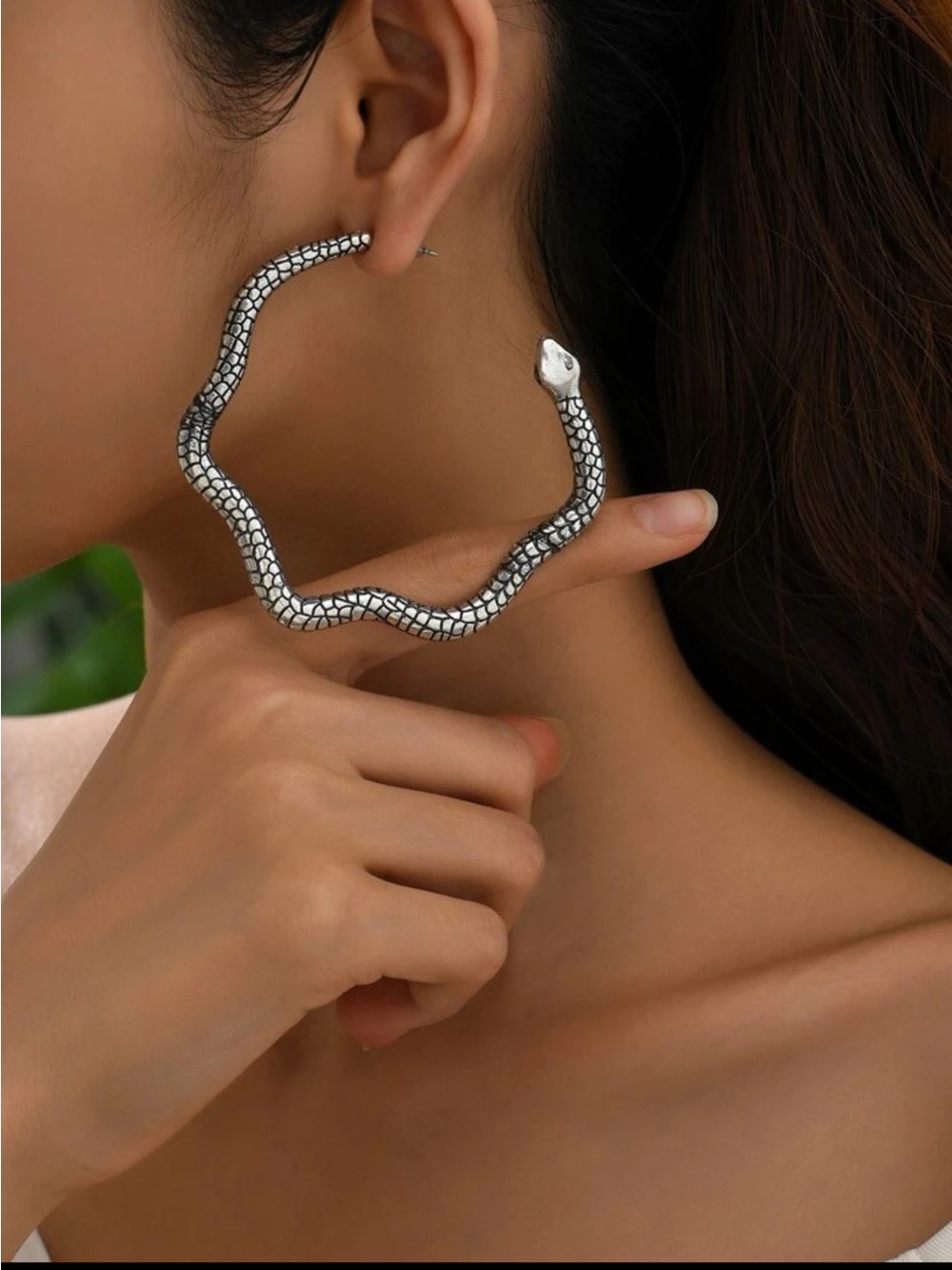 π Awesome Metallic Snake Large Hoop Earrings π